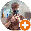 己葦廖 profile picture